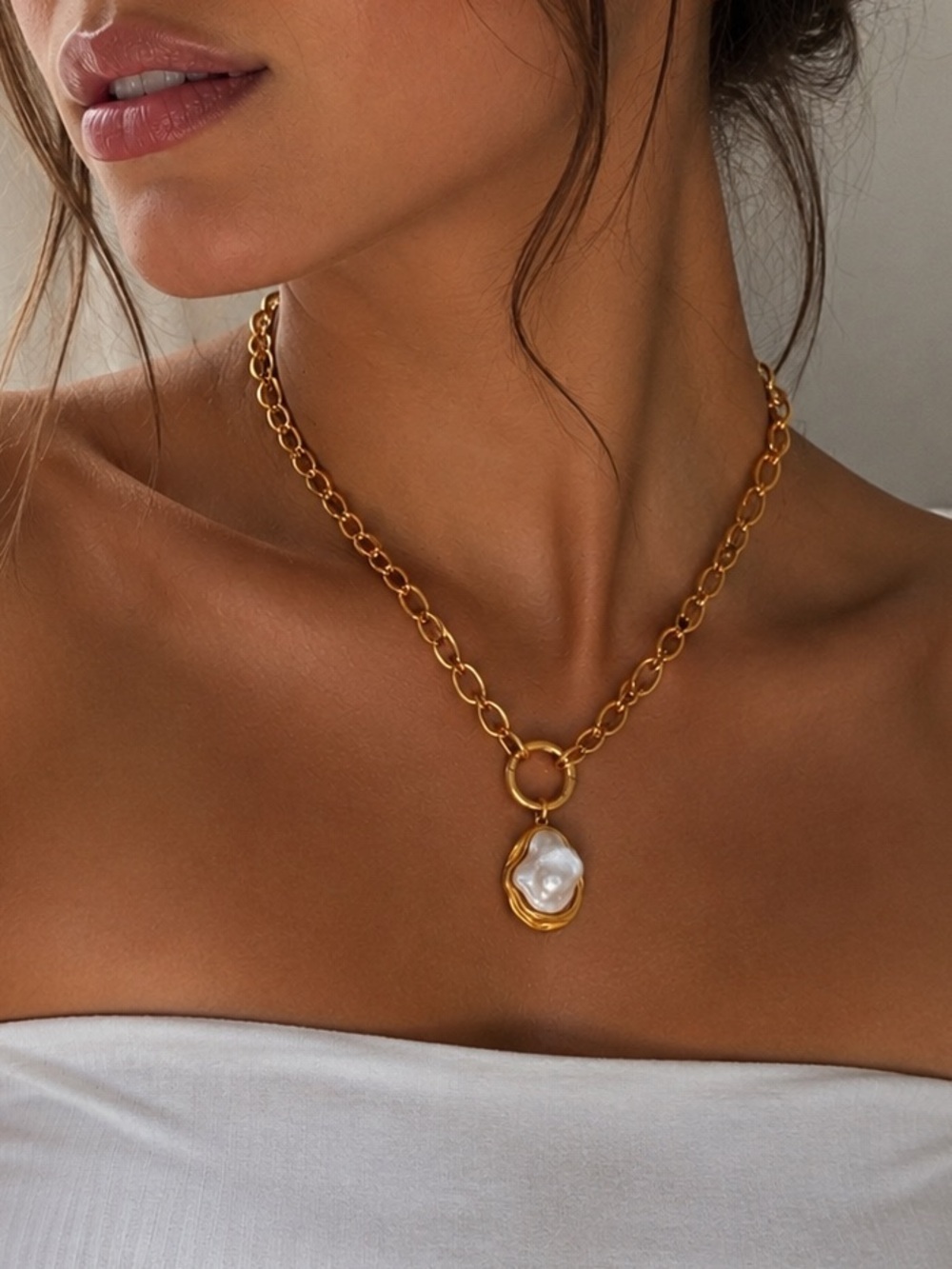 18K Gold Plated Chunky Faux Baroque Pearl Pendant Necklace